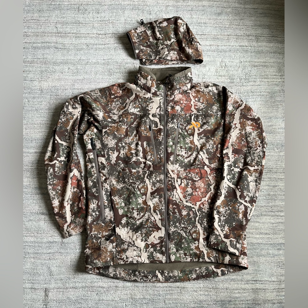 First Lite Catalyst Soft Shell Hunting Jacket. Specter. Large. Worn Twice.